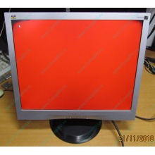 Монитор 19" ViewSonic VA903 с дефектом изображения (битые пиксели по углам) - Чебоксары.